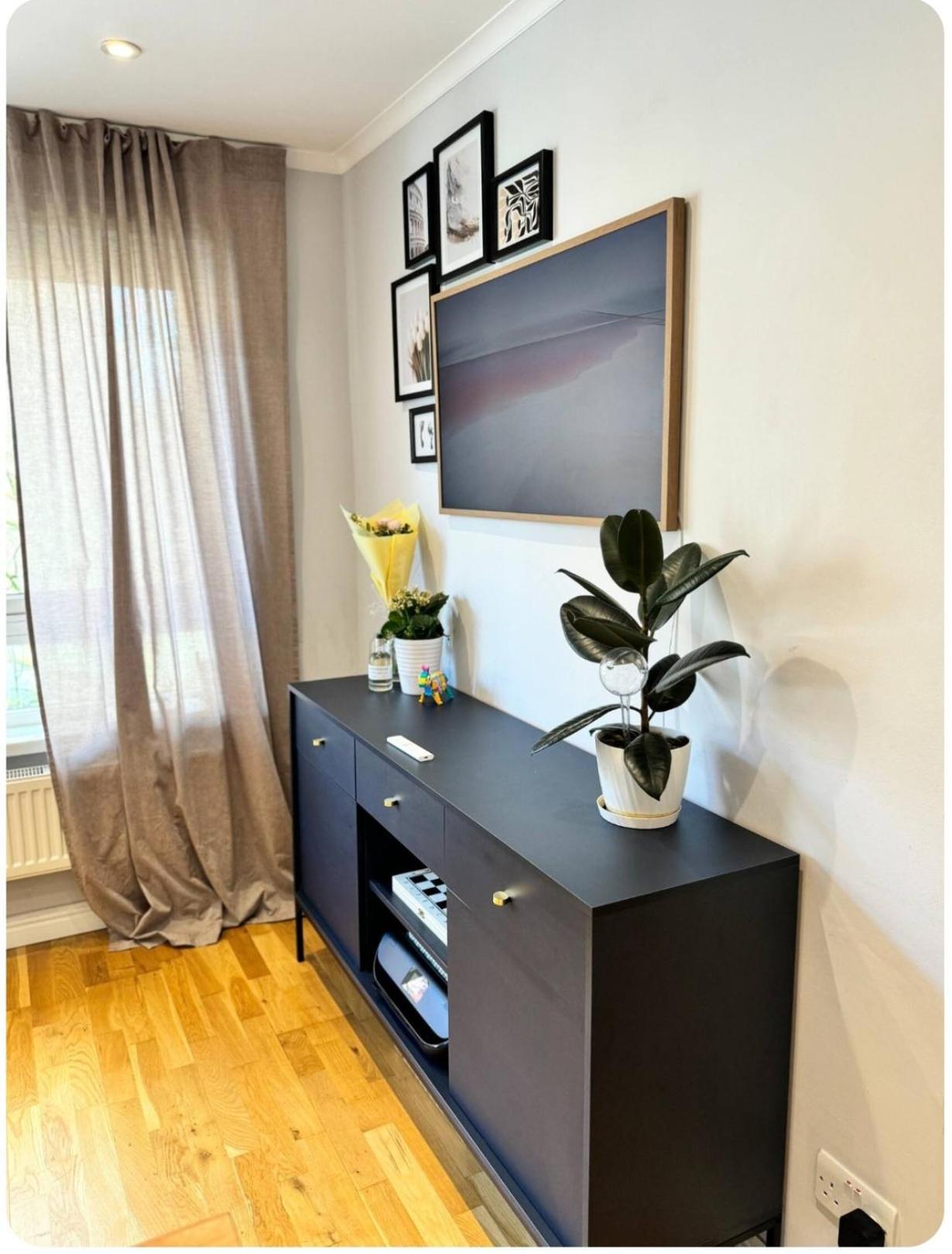 Two Bedroom Flat In The Heart Of لندن المظهر الخارجي الصورة